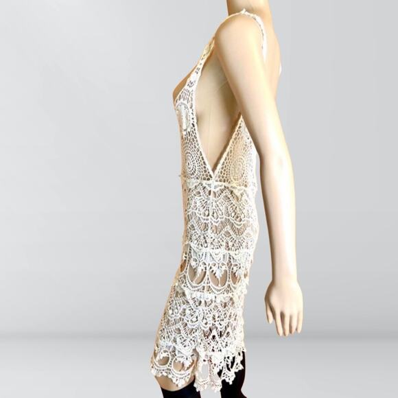 Lovely 153 Off White Boho Crochet Knee Length Dress - Picture 2 of 3